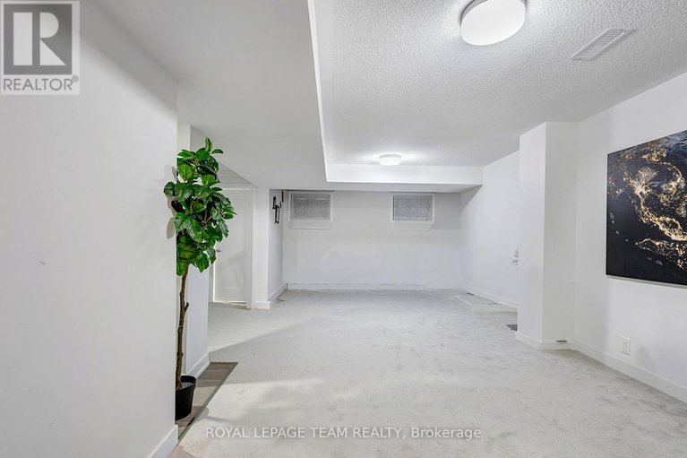 29514785/223-turnbuckle-crescent/half-moon-bay/ottawa/ontario/K2J7B7_33