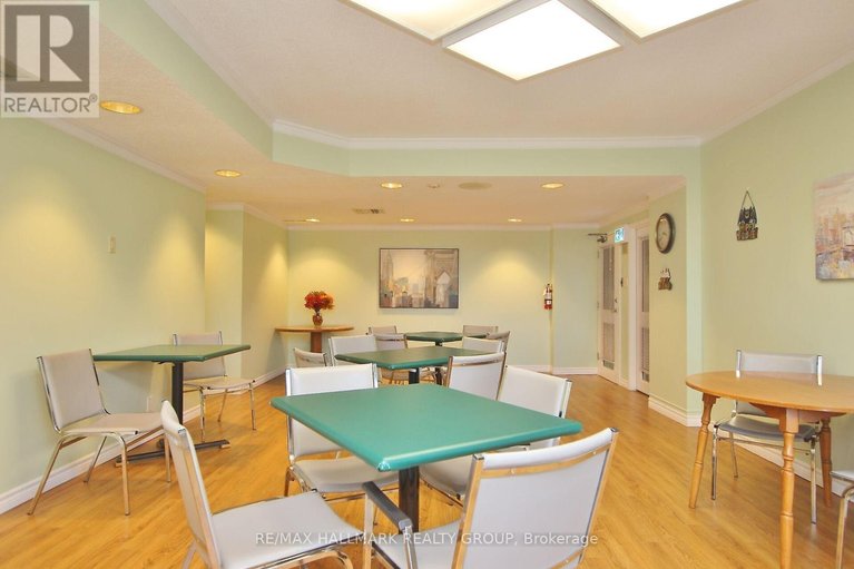 29629891/305-80-sandcastle-drive/leslie-park/ottawa/ontario/K2H9E7_35