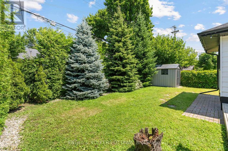 28638374/2097-neepawa-avenue/carlingwood/ottawa/ontario/K2A3L8_39