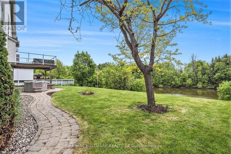 28365245/49-de-la-rive-promenade/embrun/russell/ontario/K0A1W0_28