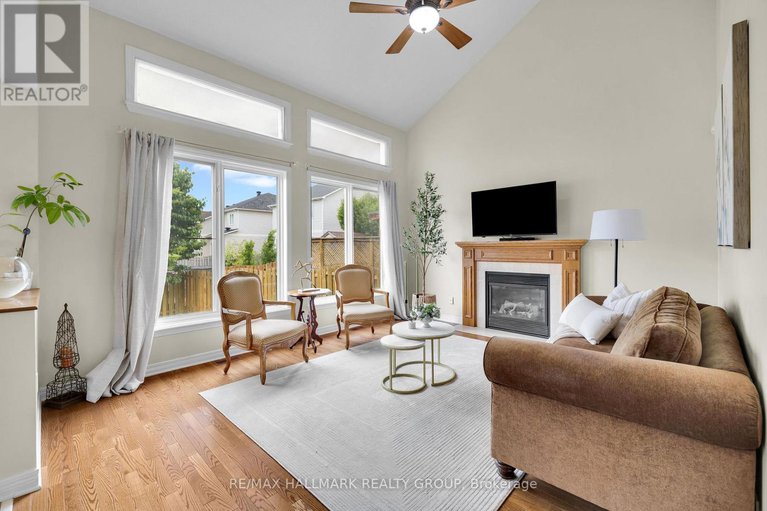 28907952/1924-lobelia-way/springridgeeast-village/ottawa/ontario/K4A4R1_14