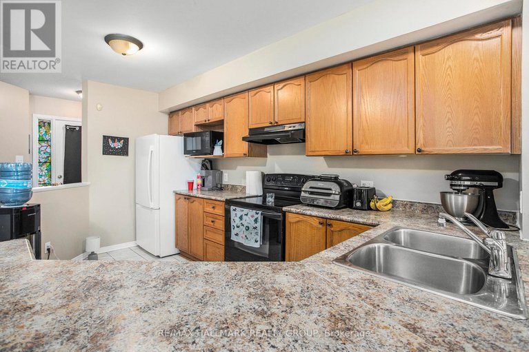 28493809/119-topham-terrace/fallingbrookgardenway-south/ottawa/ontario/K4A5B8_13