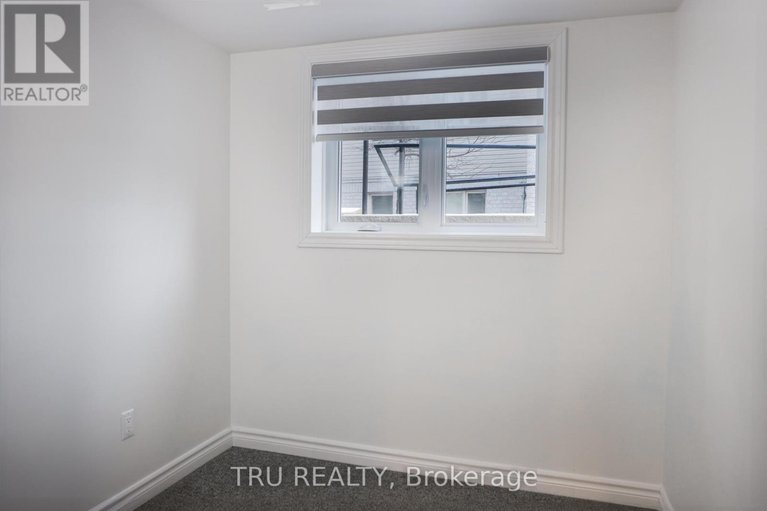 28405636/2-58-barnstone-drive/barrhaven-east/ottawa/ontario/K2G4R6_4
