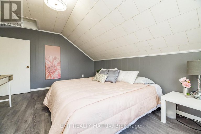 29086083/107-george-street/lanark-highlands-lanark-village/lanark-highlands/ontario/K0G1K0_37