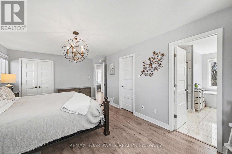 29647826/160-hybrid-street/embrun/russell/ontario/K0A1W0_27