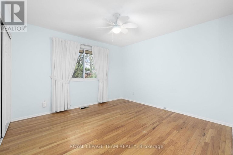 29618912/30-elmsley-crescent/arbeatha-park/ottawa/ontario/K2H6V3_24