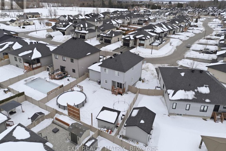 29394255/149-lyon-street/embrun/russell/ontario/K0A1W0_34