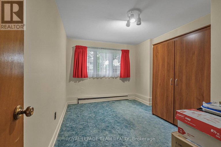 28480333/1166-castle-hill-crescent/copeland-park/ottawa/ontario/K2C2A8_21