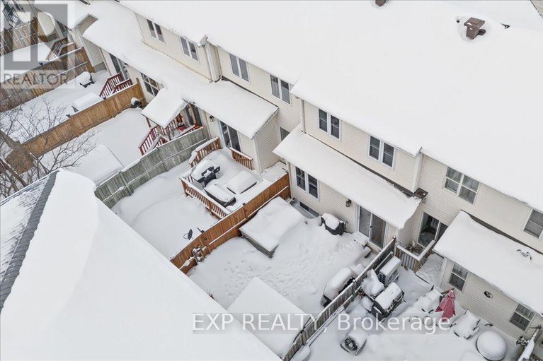 29354269/44-coralbell-private/hunt-club-parkgreenboro/ottawa/ontario/K1T3Z9_37