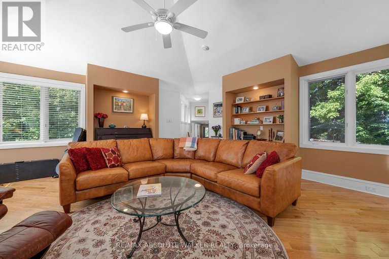 28811335/104-margaret-anne-drive/huntley-ward-south-east/ottawa/ontario/K0A1L0_16