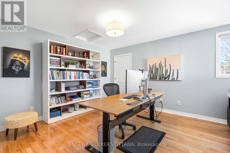 29666801/32-barcham-crescent/hearts-desire/ottawa/ontario/K2J3Z7_34