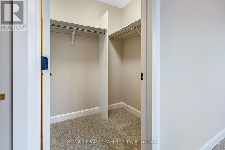 29616628/737-gamble-drive/village-of-russell/russell/ontario/K4R0G5_40