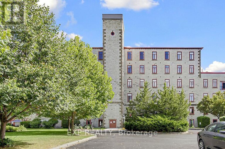 29241125/503-1-rosamond-street-e/almonte/mississippi-mills/ontario/K0A1A0_2