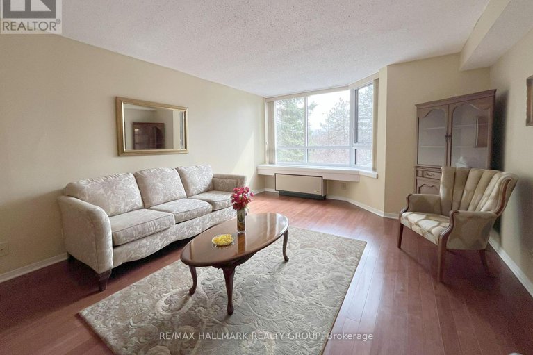 28237793/303-80-sandcastle-drive/leslie-park/ottawa/ontario/K2H9E7_6