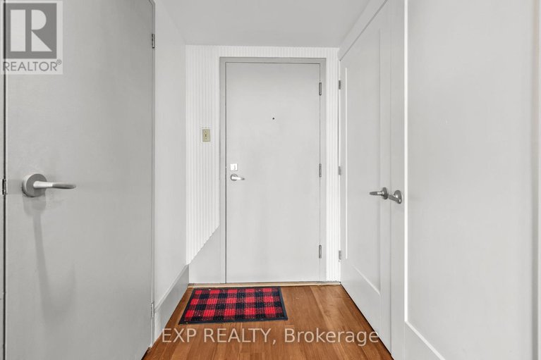 28677547/606-1500-riverside-drive/riverview-park/ottawa/ontario/K1G4J4_4