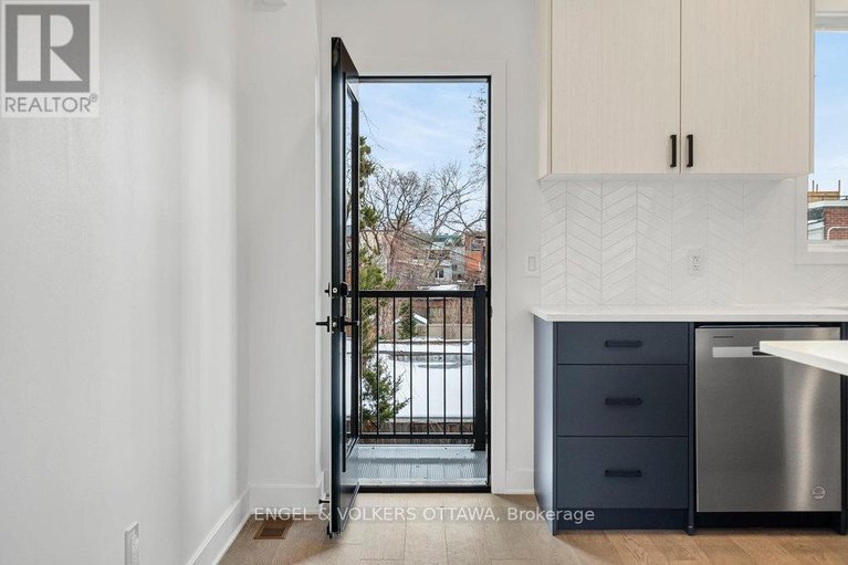 29600480/71-parent-avenue/lower-townbyward-market/ottawa/ontario/K1N0E6_20