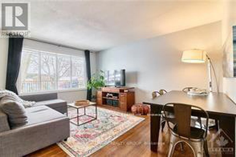 29244921/841-balsam-drive/chatelaine-village/ottawa/ontario/K1E1B8_3