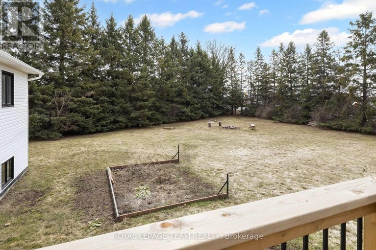 29577963/1386-johnston-drive/greely/ottawa/ontario/K4P1A6_29