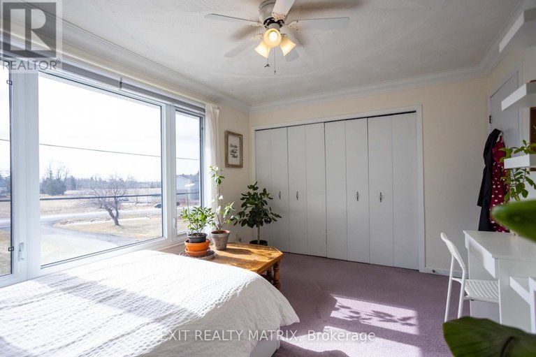 29346168/209-queen-street-w/chesterville/north-dundas/ontario/K0C1H0_28