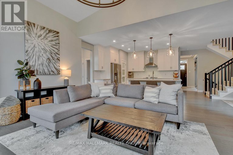 28760671/716-kirkham-crescent/btwn-franktown-rd-fallowfield-rd/ottawa/ontario/K0A2Z0_13