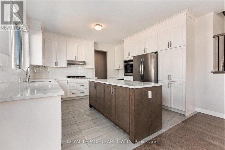 28383452/389-appalachian-circle/half-moon-bay/ottawa/ontario/K2J6X3_11