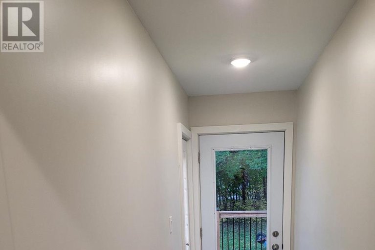 29684352/2748-moncton-road/queensway-terrace-north/ottawa/ontario/K2B7W1_5