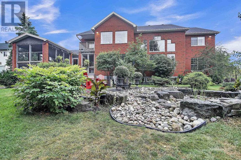 28792098/13-beechgrove-gardens/stittsville-south/ottawa/ontario/K2S1W5_42