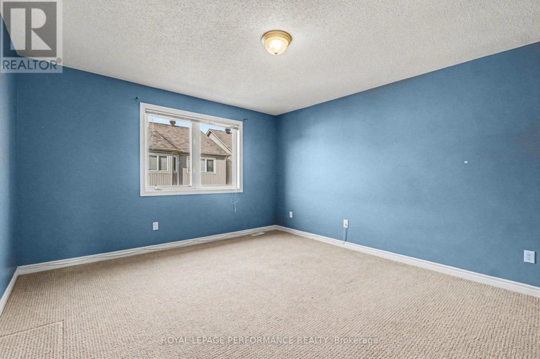 29581427/2733-grand-canal-street/half-moon-bay/ottawa/ontario/K2J0T1_15