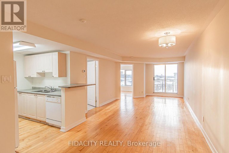 29310105/9g-310-central-park-drive/central-park/ottawa/ontario/K2C4G4_4