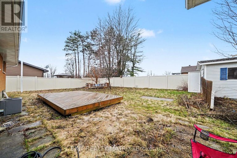 29672534/1740-saint-laurent-street/town-of-rockland/clarence-rockland/ontario/K4K1C2_30