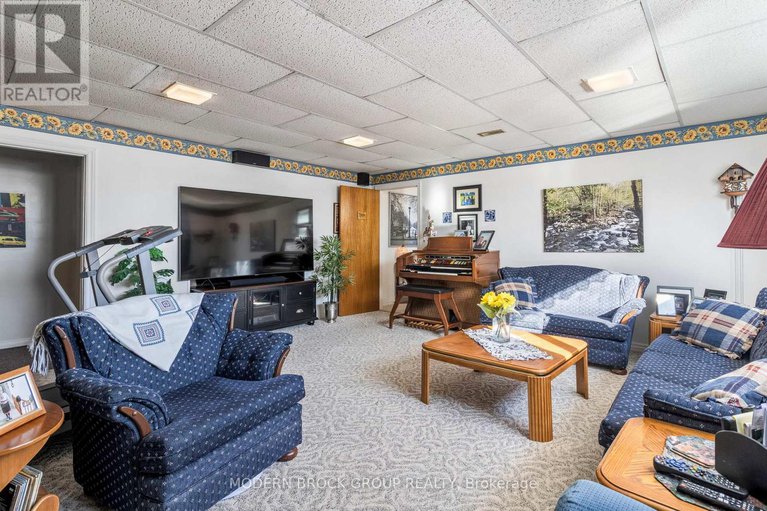 29289029/24-bernard-crescent/augusta-twp/augusta/ontario/K0E1P0_27