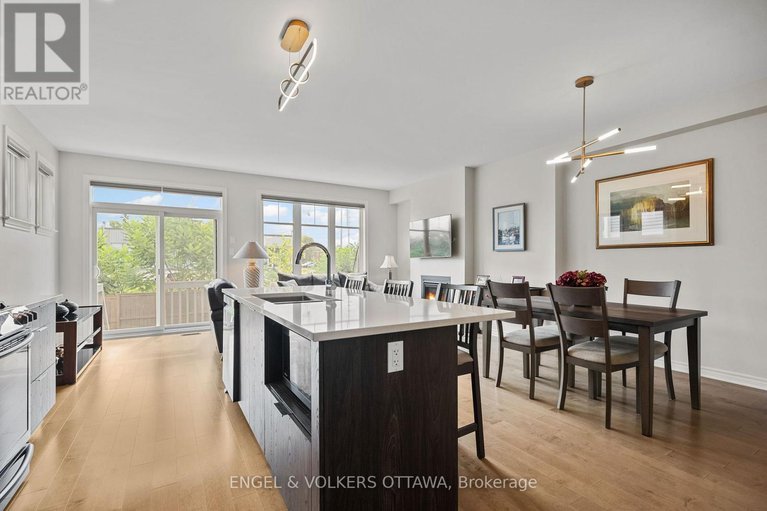 28787541/644-vivera-place/stittsville-north/ottawa/ontario/K2S2N1_12