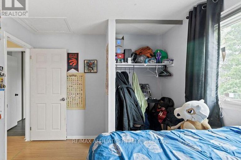28876717/43-bluegrass-drive/bridlewood/ottawa/ontario/K2M1G2_23