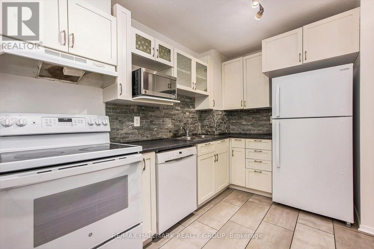 28834162/120-royalton-private/hunt-club-woods/ottawa/ontario/K1V9S3_12