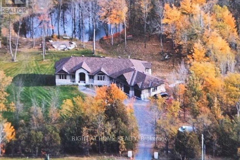 29592733/8660-flewellyn-road/remainder-of-stittsville-area/ottawa/ontario/K0A1B0_50