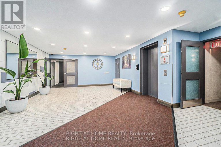 29212793/107-318-lorry-greenberg-drive/hunt-club-parkgreenboro/ottawa/ontario/K1T2R5_3