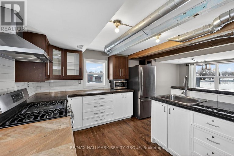 29256266/633-russell-road/clarencerockland-twp/clarence-rockland/ontario/K0A2A0_10