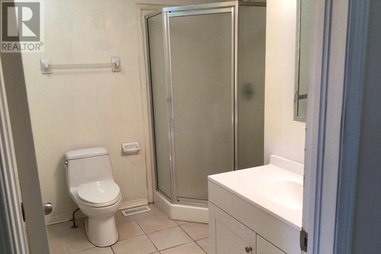 29119256/1586-duplante-avenue/fallingbrookpineridge/ottawa/ontario/K4A4A1_21