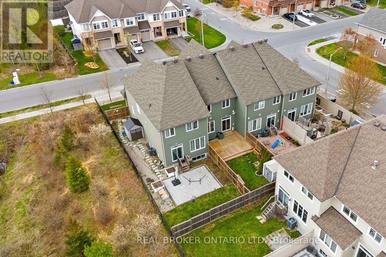 28421576/792-cedar-creek-drive/blossom-parkkemp-parkfindlay-creek/ottawa/ontario/K1T0M6_42
