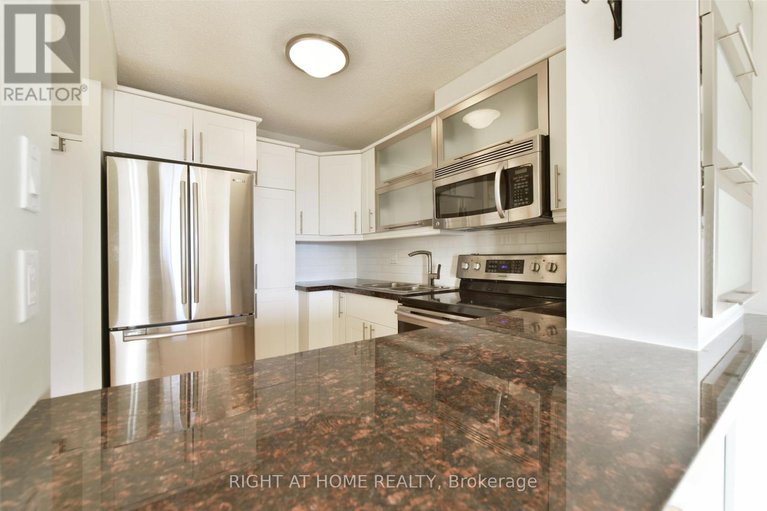 27927531/1705-1785-frobisher-lane/riverview-park/ottawa/ontario/K1G3T7_11