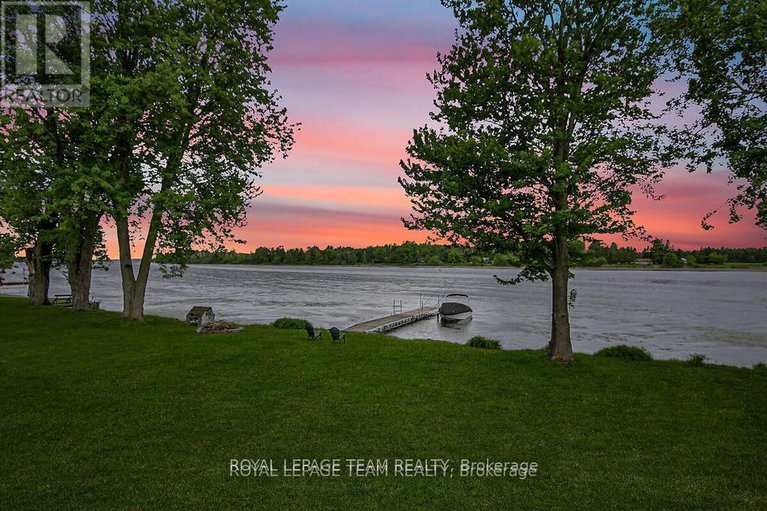 28565306/3758-mapleshore-drive/north-grenville-twp-kemptville-east/north-grenville/ontario/K0G1J0_3