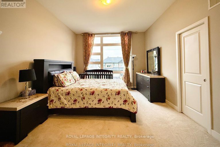28954016/550-borbridge-avenue/riverside-southgloucester-glen/ottawa/ontario/K4M0H9_13