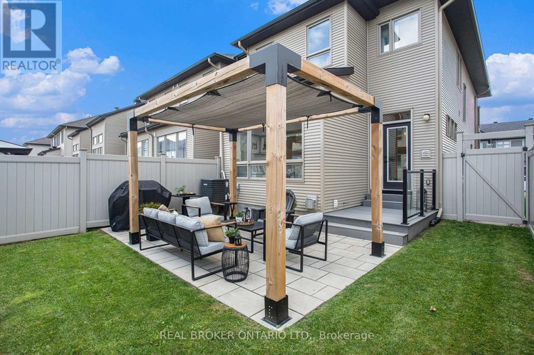 28928628/767-cairn-crescent/mer-bleuebradley-estatesanderson-park/ottawa/ontario/K1W0P4_29