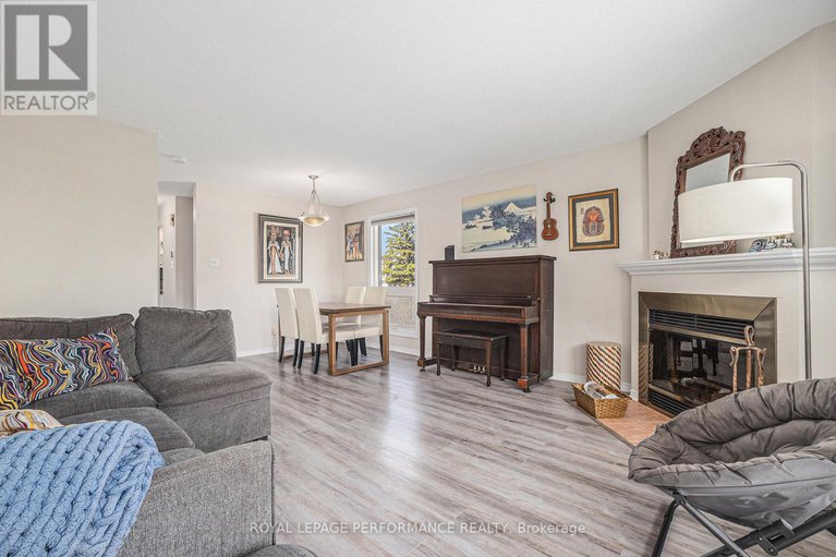 28573942/6074-red-willow-drive/chapel-hill/ottawa/ontario/K1C7J5_4