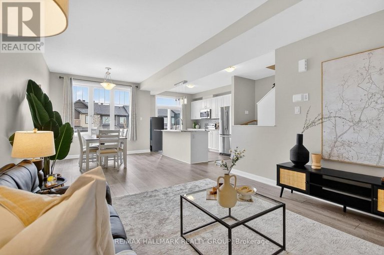 29577723/58-teelin-circle/half-moon-bay/ottawa/ontario/K2J6T9_11