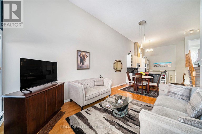 28796114/7-maple-park-private/upper-hunt-club/ottawa/ontario/K1T4A6_8