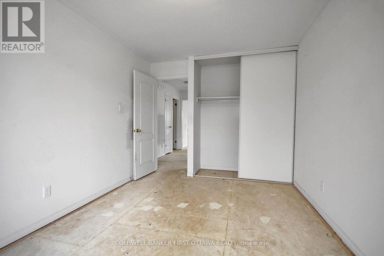 28221076/24-6141-red-willow-drive/chapel-hill/ottawa/ontario/K1C7J7_25