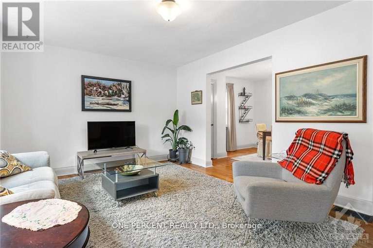 28436232/434-hilson-avenue/westborohampton-park/ottawa/ontario/K1Z6C3_4