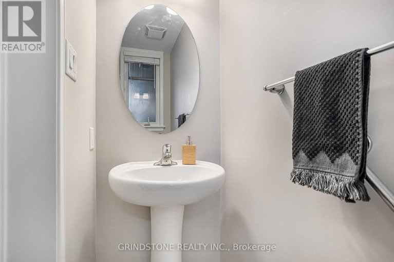 28533069/117-westphalian-avenue/emerald-meadowstrailwest/ottawa/ontario/K2V0A3_16
