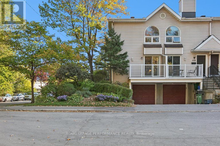 29032584/560-thomson-street/viscount-alexander-park/ottawa/ontario/K1K2J8_2